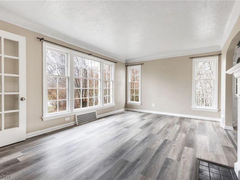 3668 Grosvenor Road , Cleveland Heights, OH 44118 Photo 3