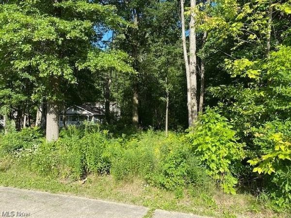 VL Stearns Road , North Olmsted, OH 44070