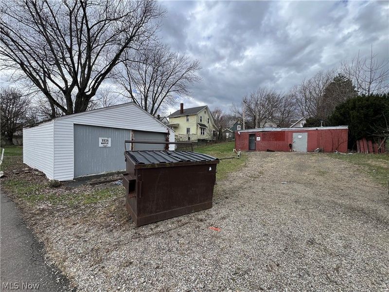 1934 Maple Avenue NE, Canton, OH 44714 Photo 3