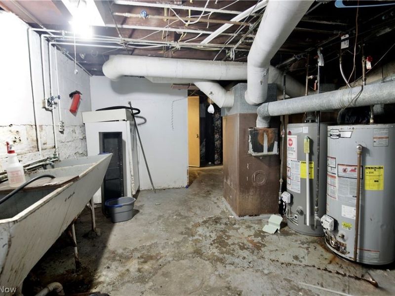 11224 Parkview Avenue, Cleveland, OH 44104 Photo 26