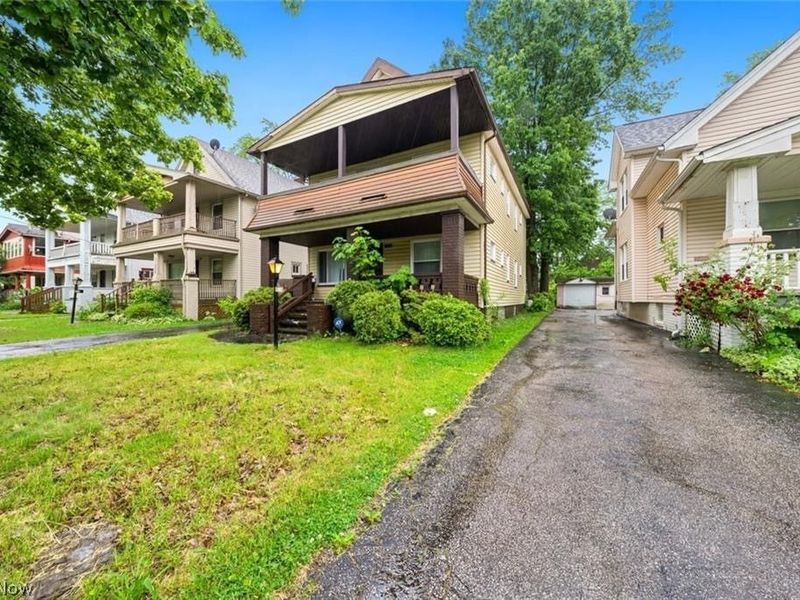 11224 Parkview Avenue, Cleveland, OH 44104 Photo 3