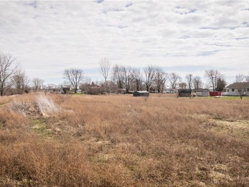 3rd, Rocky Ridge, OH 43449 Photo 5