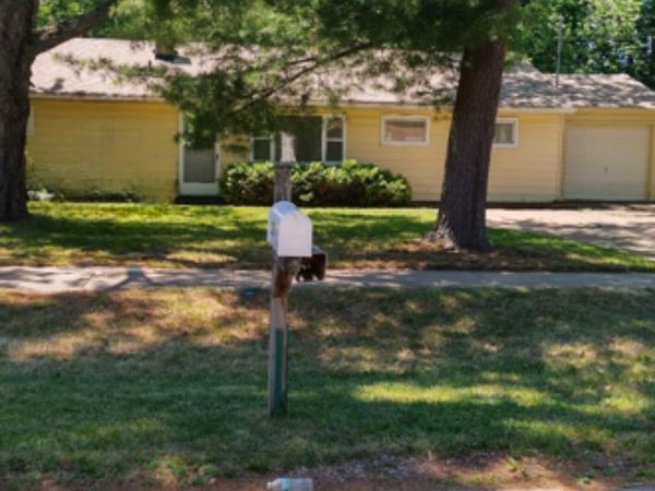 2021 Adelpha Avenue, Holt, MI 48842