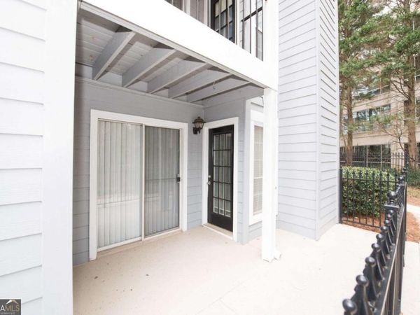 125 Granville Court, Atlanta, GA 30328