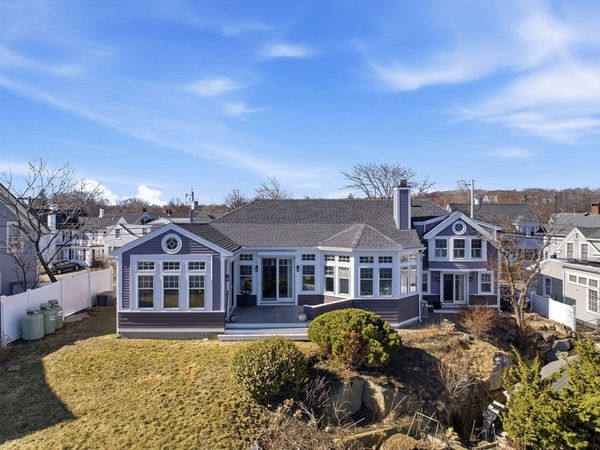 15 Beach Street, Rockport, MA 01966