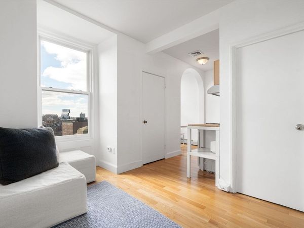 483 Beacon St, Unit PH4, Boston, MA 02115