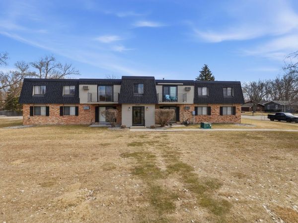 2401 16th Avenue S, Unit 13, Fargo, ND 58103