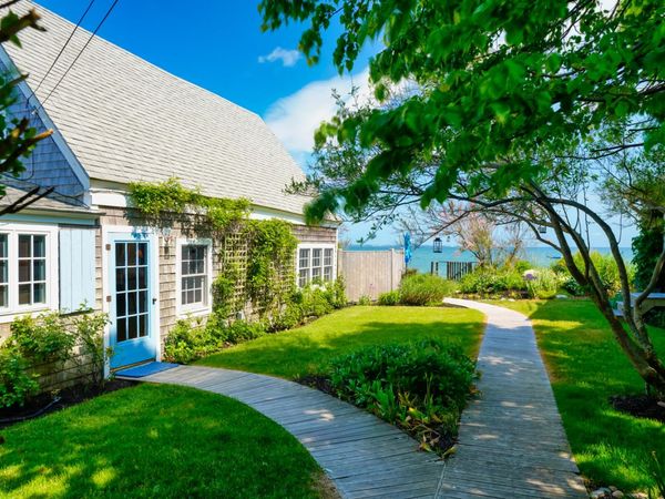 593 Commercial Street , Provincetown, MA 02657