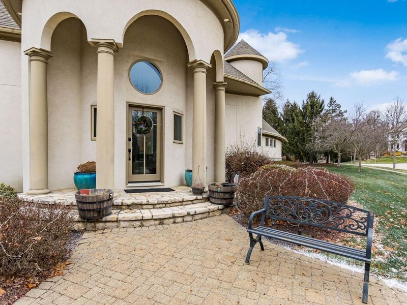 4602 Sandwich Court , Dublin, OH 43016 Photo 4