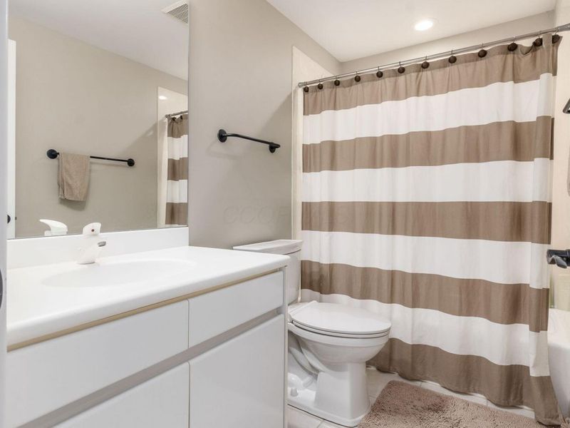 4602 Sandwich Court , Dublin, OH 43016 Photo 67