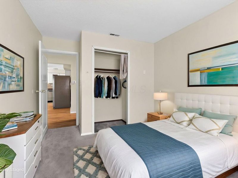 5882 Starcrest Drive , Galloway, OH 43119 Photo 17