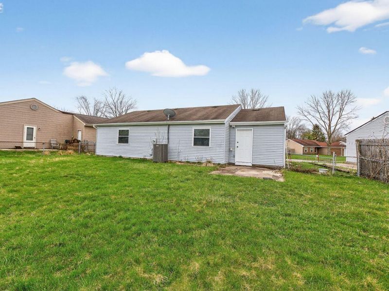 5882 Starcrest Drive , Galloway, OH 43119 Photo 35