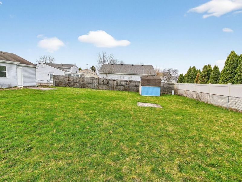 5882 Starcrest Drive , Galloway, OH 43119 Photo 37