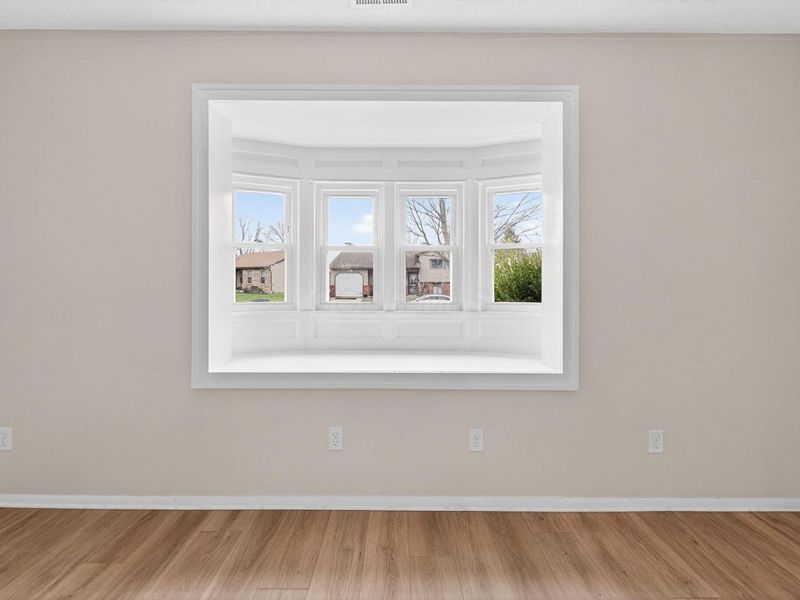 5882 Starcrest Drive , Galloway, OH 43119 Photo 7