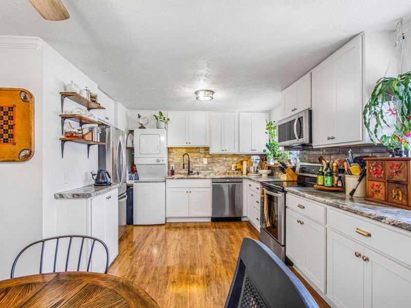 1556 Rosehill Road , Reynoldsburg, OH 43068 Photo 14