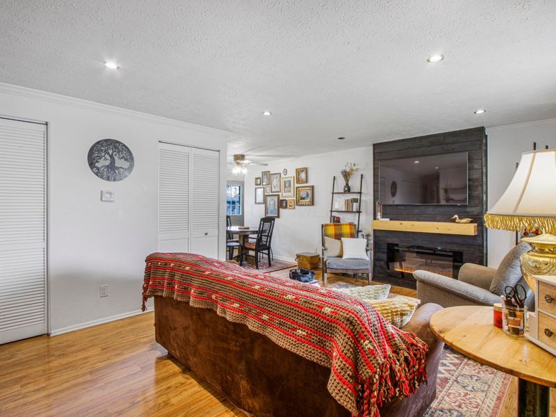 1556 Rosehill Road , Reynoldsburg, OH 43068 Photo 4