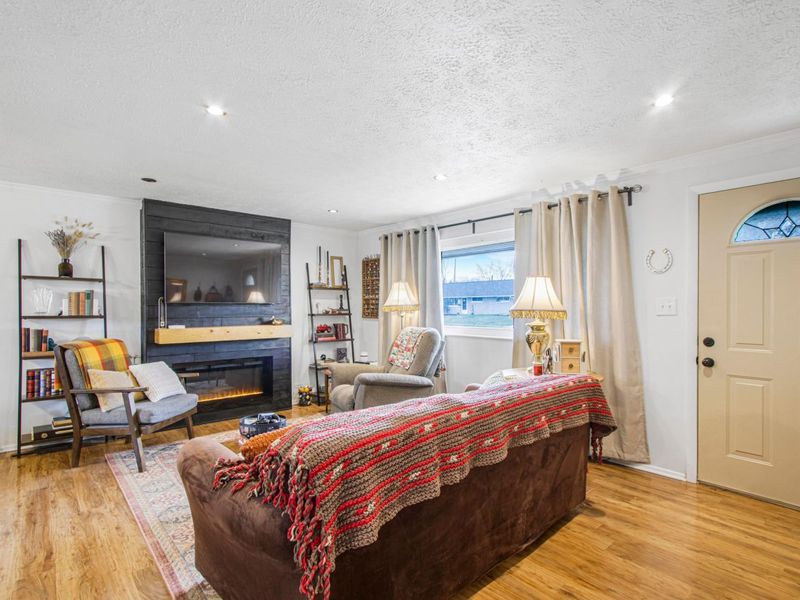 1556 Rosehill Road , Reynoldsburg, OH 43068 Photo 6