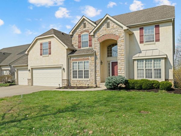 8048 Lombard Way, Dublin, OH 43016