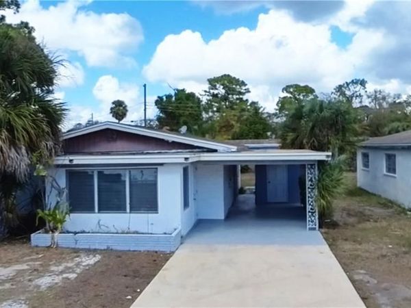 2115 Katherine ST , FORT MYERS, FL 33901