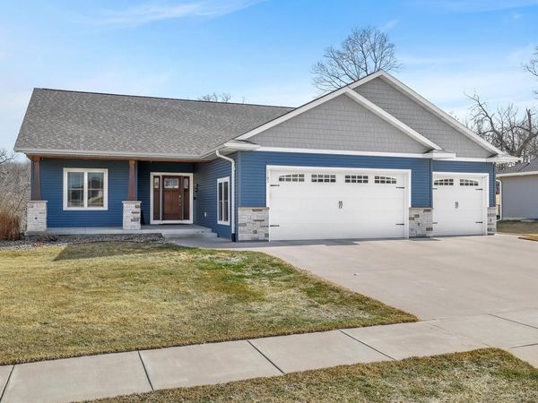 1703 Bridger DRIVE, Holmen, WI 54636