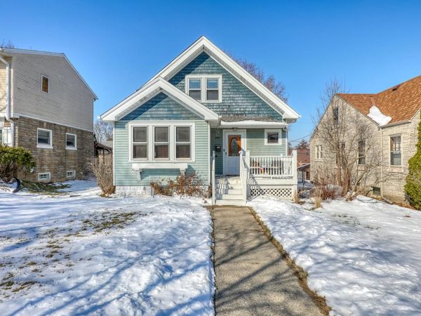 2141 S 87th STREET, West Allis, WI 53227