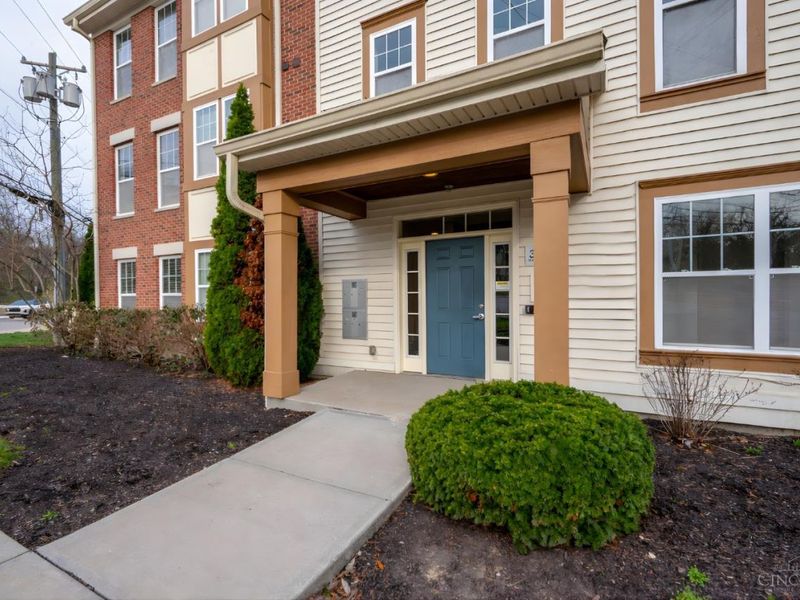 3390 Wasson Road, Unit A, Cincinnati, OH 45209 Photo 2
