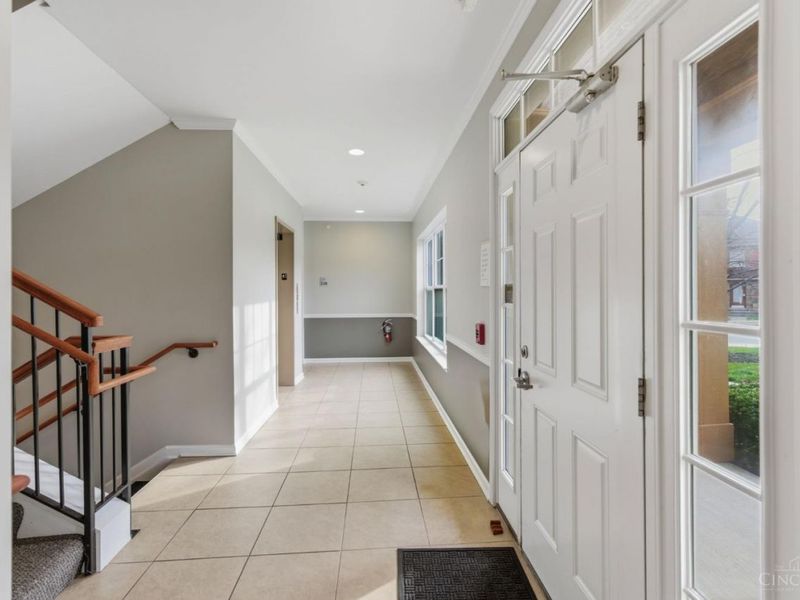 3390 Wasson Road, Unit A, Cincinnati, OH 45209 Photo 4