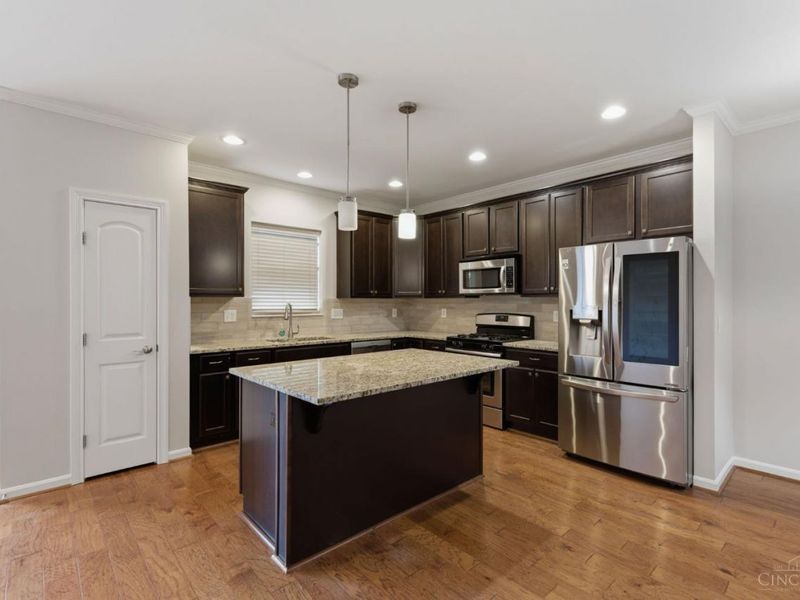 3390 Wasson Road, Unit A, Cincinnati, OH 45209 Photo 9