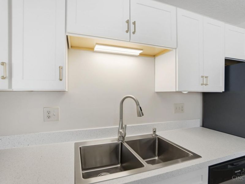 5160 Old Oak Trail, Unit 25, Delhi Twp, OH 45238 Photo 12