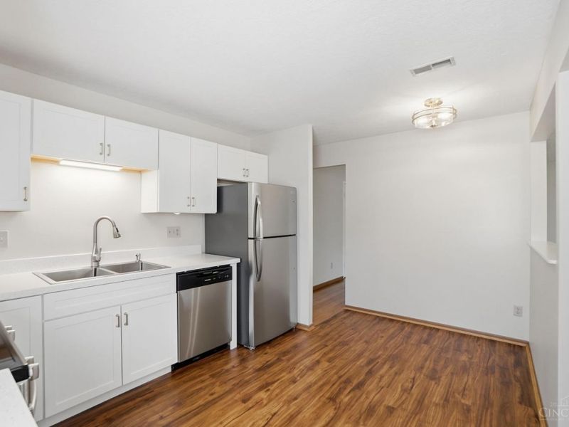 5160 Old Oak Trail, Unit 25, Delhi Twp, OH 45238 Photo 13