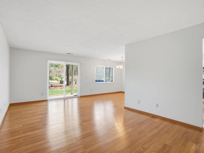 5160 Old Oak Trail, Unit 25, Delhi Twp, OH 45238 Photo 6