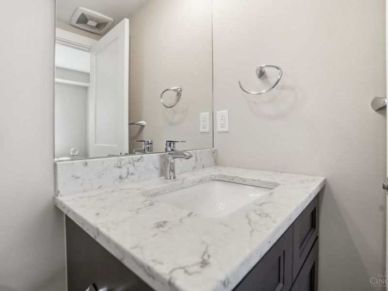 2711 Hyde Park Avenue, Unit C, Cincinnati, OH 45209 Photo 66