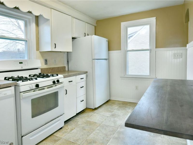 1787 Bonnie Brae Avenue NE, Warren, OH 44483 Photo 11