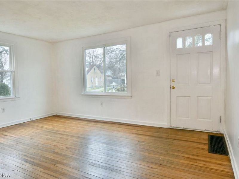 1787 Bonnie Brae Avenue NE, Warren, OH 44483 Photo 12