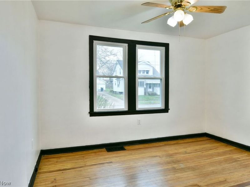 1787 Bonnie Brae Avenue NE, Warren, OH 44483 Photo 21