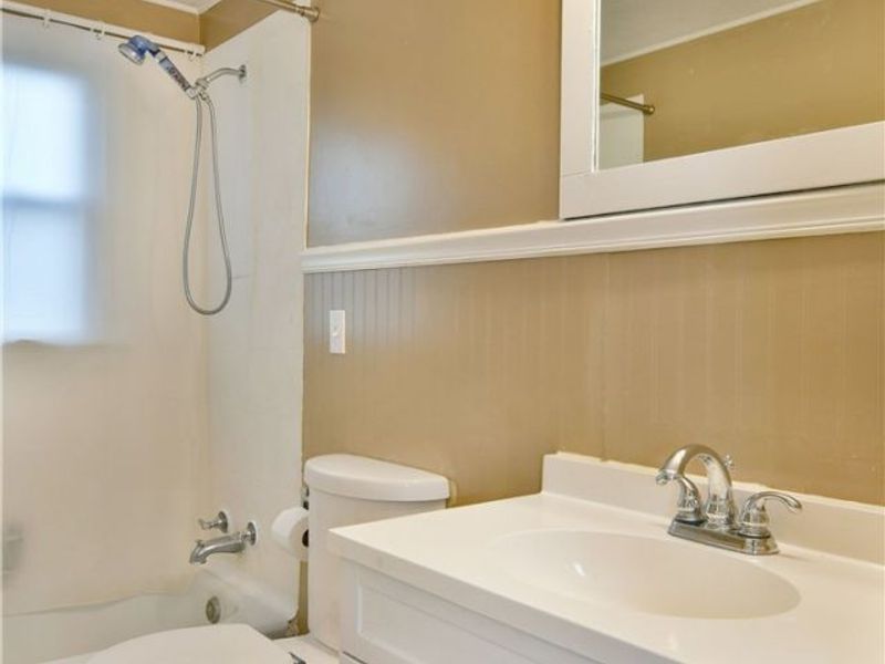 1787 Bonnie Brae Avenue NE, Warren, OH 44483 Photo 24