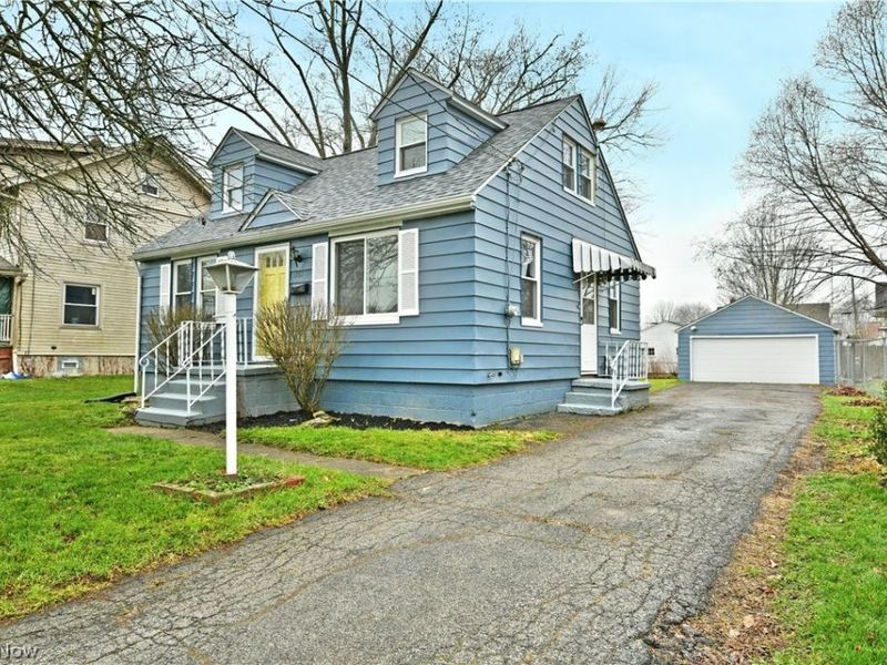 1787 Bonnie Brae Avenue NE, Warren, OH 44483 Photo 3