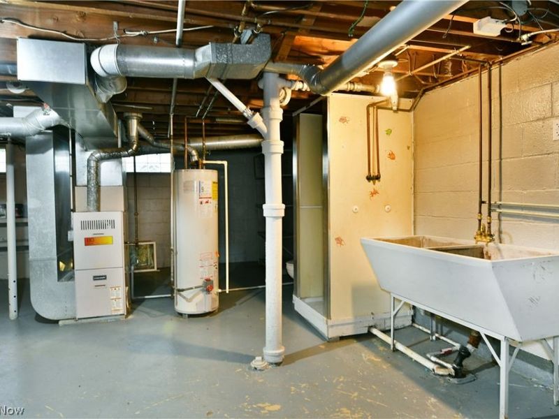 1787 Bonnie Brae Avenue NE, Warren, OH 44483 Photo 42