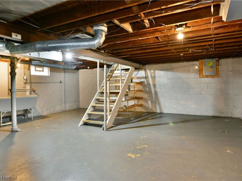 1787 Bonnie Brae Avenue NE, Warren, OH 44483 Photo 43