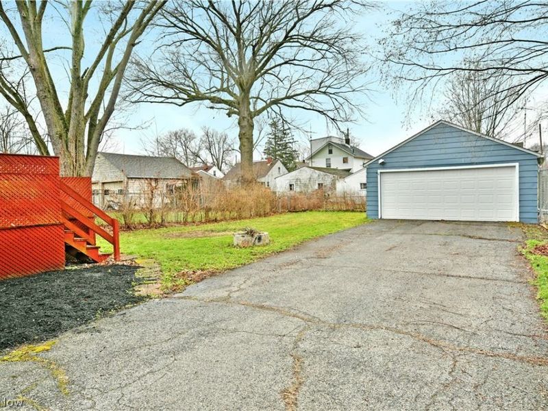 1787 Bonnie Brae Avenue NE, Warren, OH 44483 Photo 48