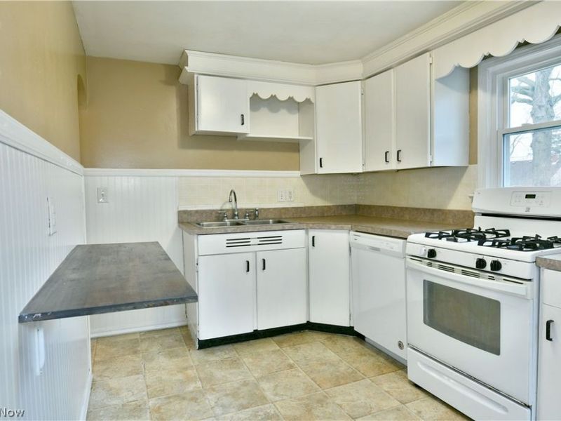 1787 Bonnie Brae Avenue NE, Warren, OH 44483 Photo 7