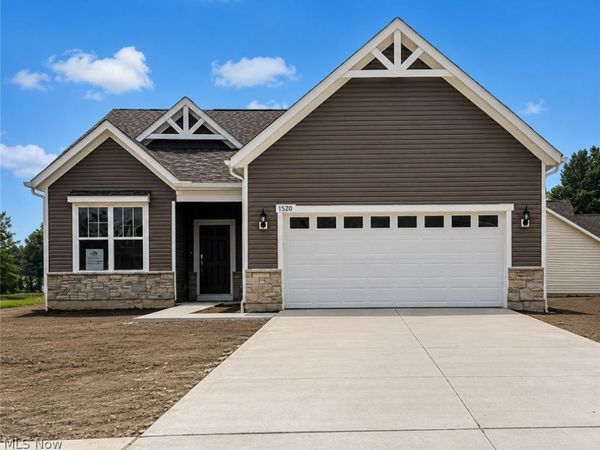 6761 Montville Reserve Lane, Medina, OH 44256