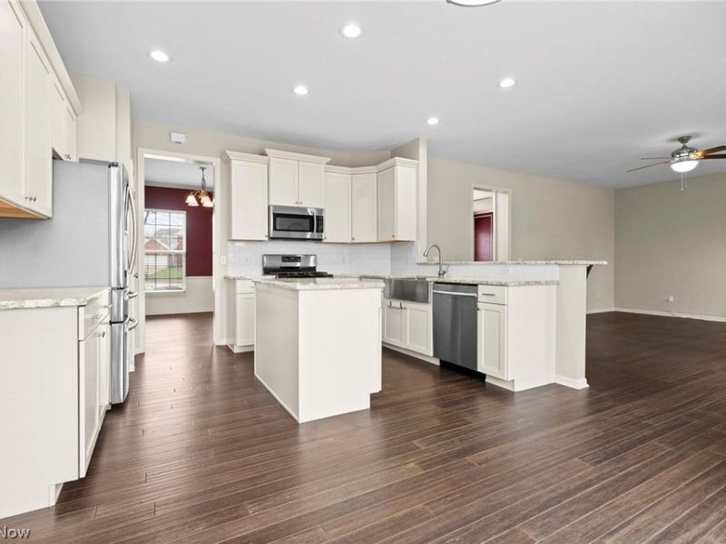 924 Theora Drive , Brunswick, OH 44212 Photo 14