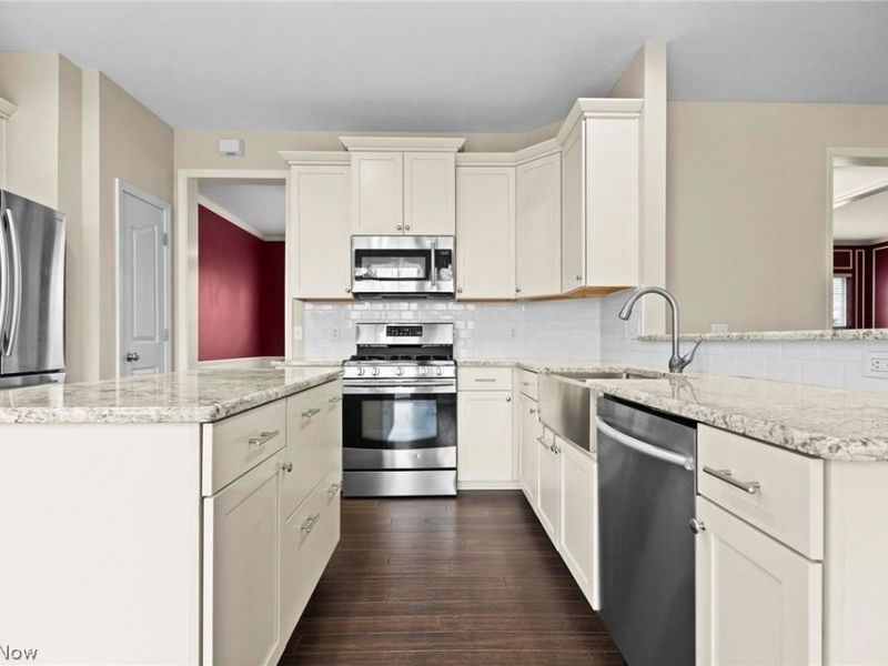 924 Theora Drive , Brunswick, OH 44212 Photo 16