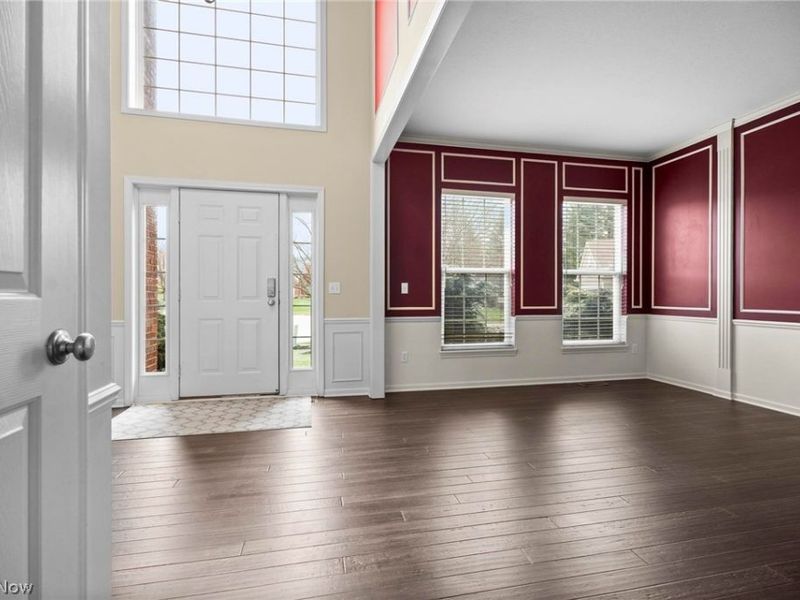 924 Theora Drive , Brunswick, OH 44212 Photo 4