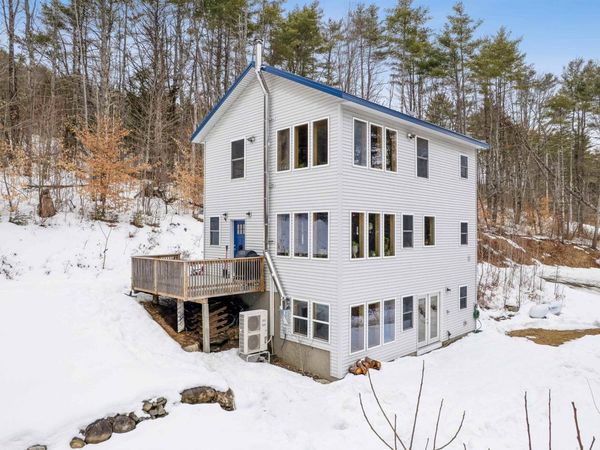 483 North Pleasant Street, Bradford, VT 05033