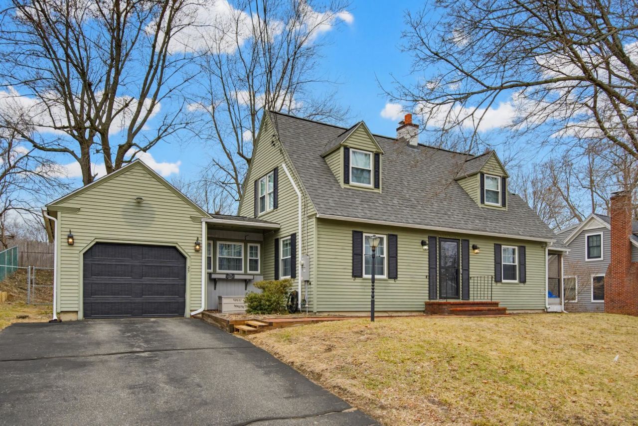 25 Morning Street, Somersworth, NH 03878 Main Photo