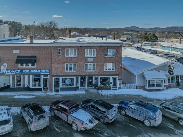 98 Main Street, Lancaster, NH 03584