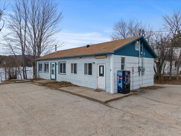 8 Emery Corner Road , Limerick, ME 04048