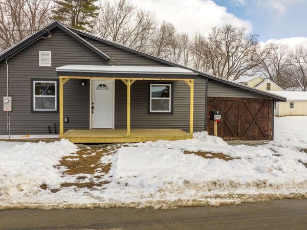 6 Myrtle Street, Madison, ME 04950